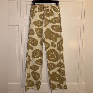 Bailey Rose Smiley Face High rise Pants